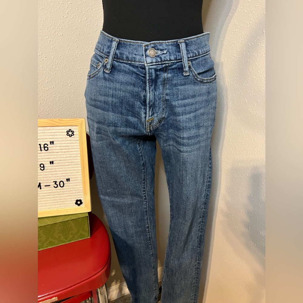 ⭐️Abercrombie & Fitch jeans - Picture 2 of 8